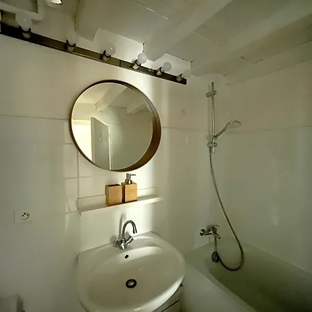 Maison Cosy Avec Piscine, Proche Saintes-maries-de-la-mer, Pour 4 Pers., Avec Patio Et Parking Prive - Fr-1-475-102 Hébergement de vacances Les Saintes-Maries-de-la-Mer